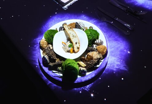 Zu Magic Table