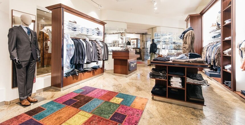 Männerabteilung einer Boutique